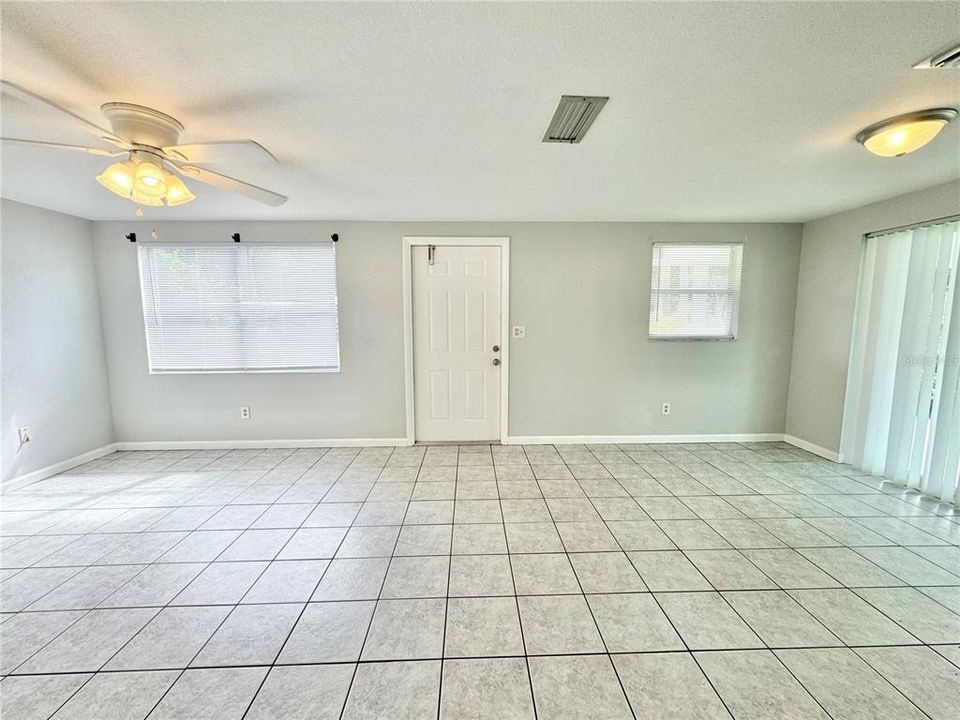 Living/Dining room combo