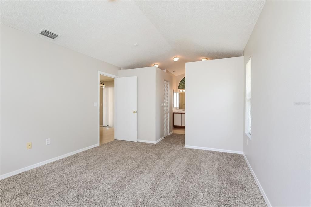 For Rent: $1,525 (3 beds, 2 baths, 1572 Square Feet)