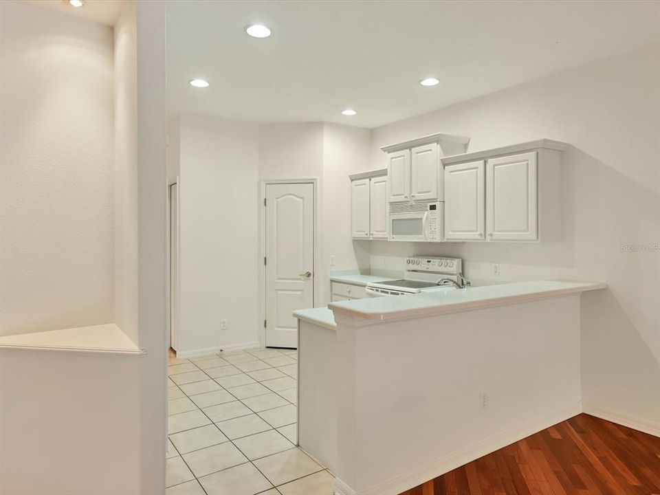 For Sale: $399,000 (2 beds, 2 baths, 1861 Square Feet)