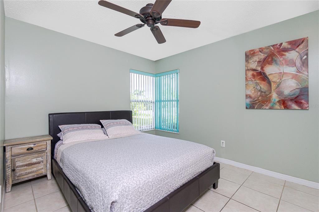 Active With Contract: $325,000 (3 beds, 2 baths, 1677 Square Feet)