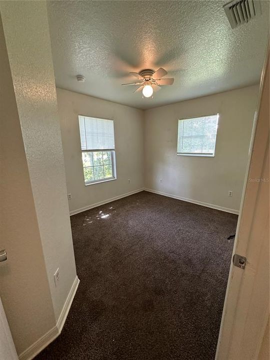 For Rent: $1,500 (4 beds, 2 baths, 1142 Square Feet)