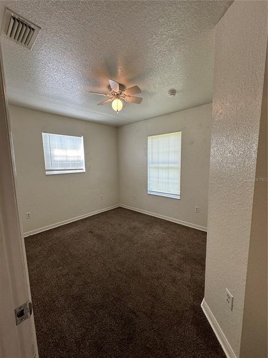 For Rent: $1,500 (4 beds, 2 baths, 1142 Square Feet)