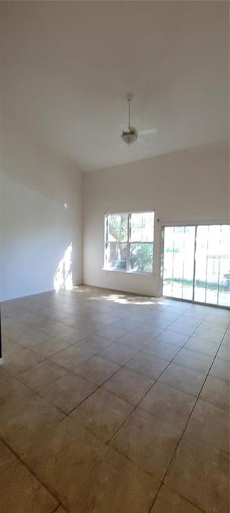 For Rent: $1,600 (2 beds, 0 baths, 1528 Square Feet)