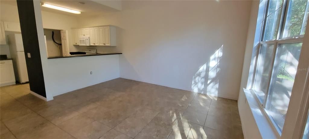 For Rent: $1,600 (2 beds, 0 baths, 1528 Square Feet)