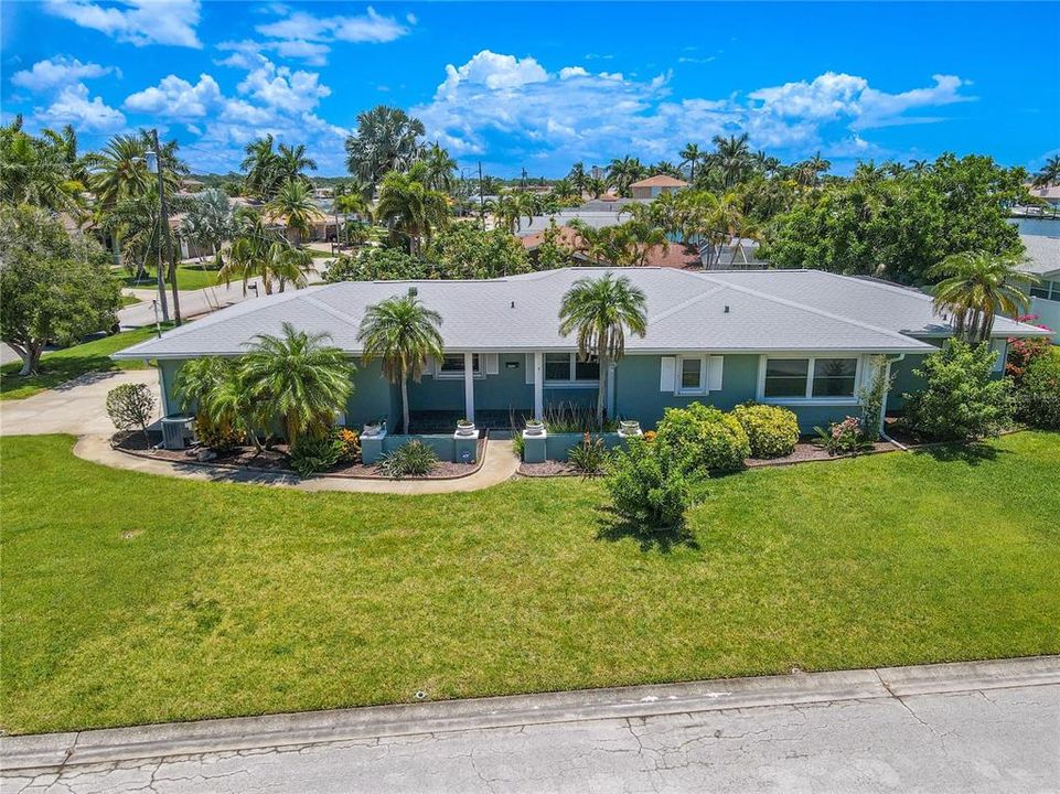 For Sale: $675,000 (3 beds, 2 baths, 2136 Square Feet)