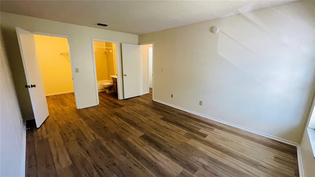 For Rent: $1,500 (2 beds, 2 baths, 912 Square Feet)