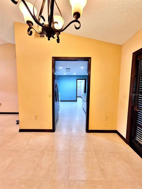 Dining Area in to Kitchen