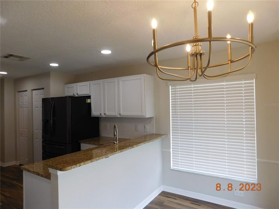 For Rent: $2,295 (3 beds, 2 baths, 1426 Square Feet)