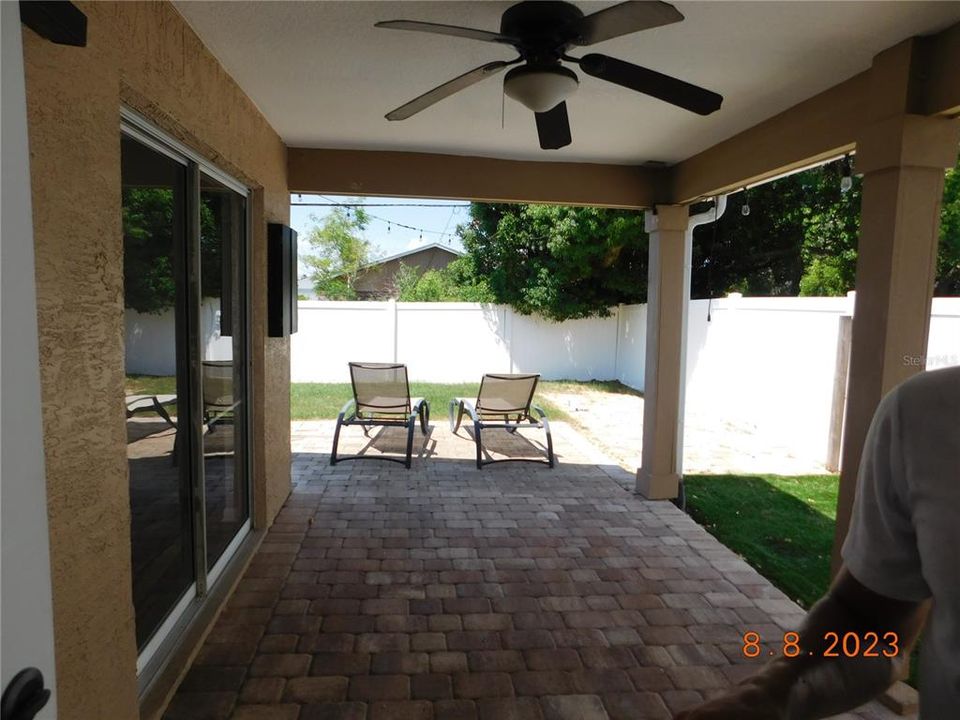 For Rent: $2,295 (3 beds, 2 baths, 1426 Square Feet)