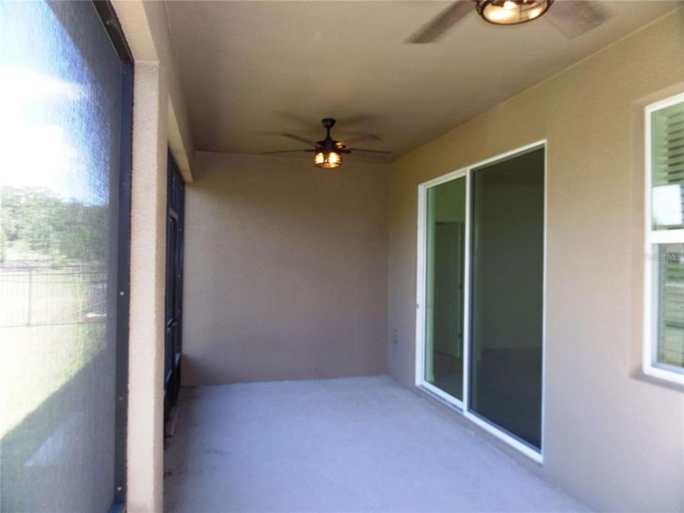 For Rent: $2,300 (4 beds, 2 baths, 2038 Square Feet)