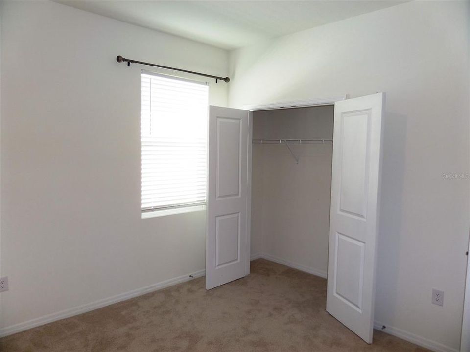 For Rent: $2,300 (4 beds, 2 baths, 2038 Square Feet)