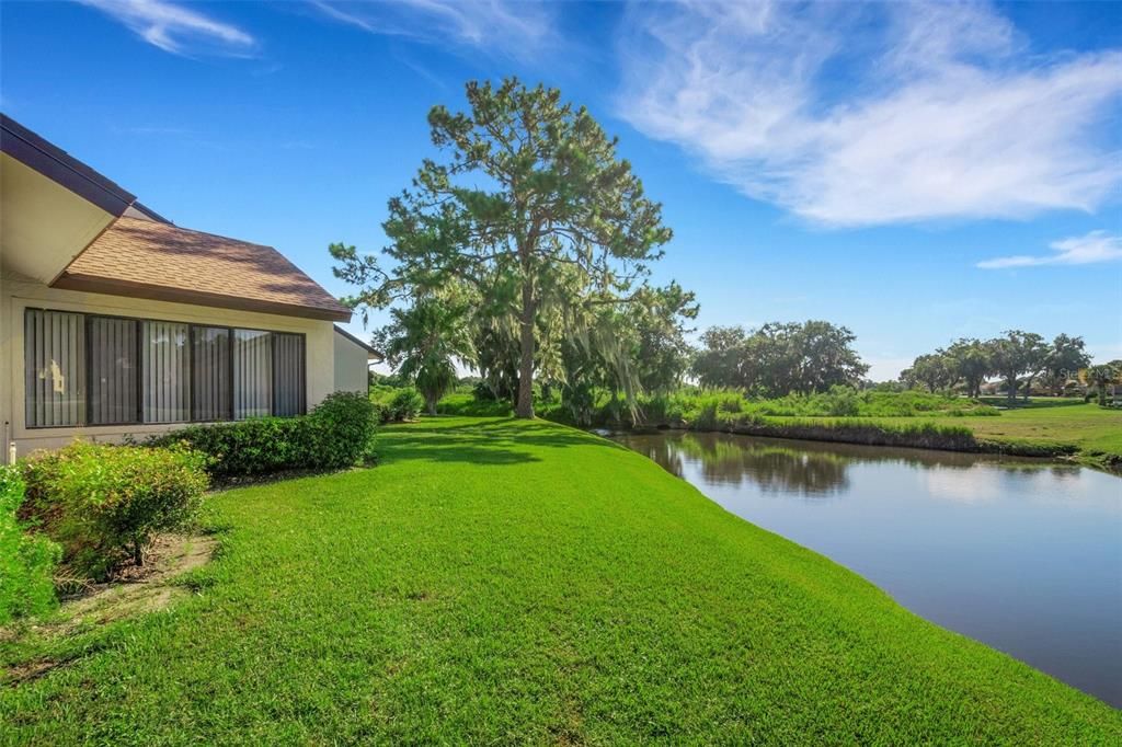 Active With Contract: $285,000 (3 beds, 2 baths, 1955 Square Feet)