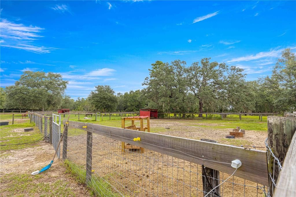 For Sale: $895,000 (3 beds, 2 baths, 1997 Square Feet)