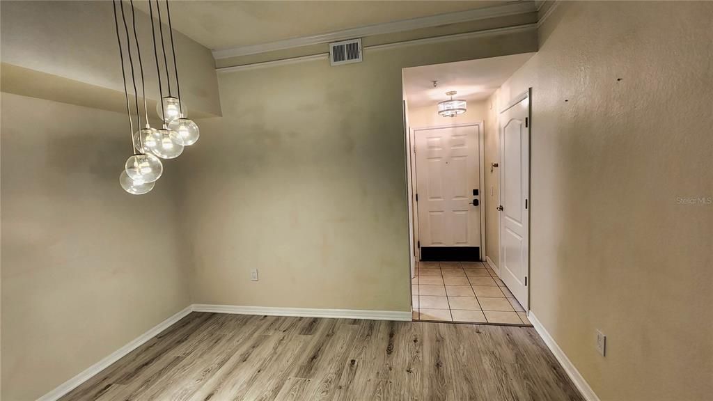 For Rent: $1,900 (2 beds, 2 baths, 1089 Square Feet)