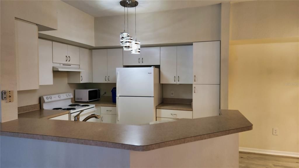 For Rent: $1,900 (2 beds, 2 baths, 1089 Square Feet)