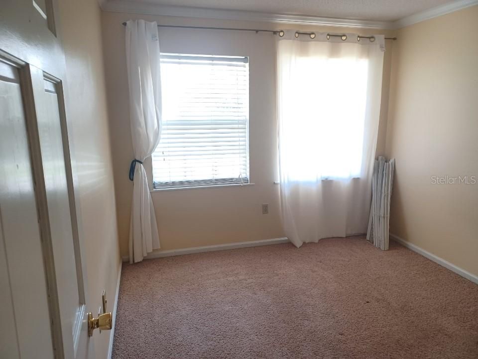 For Sale: $115,500 (2 beds, 2 baths, 1062 Square Feet)