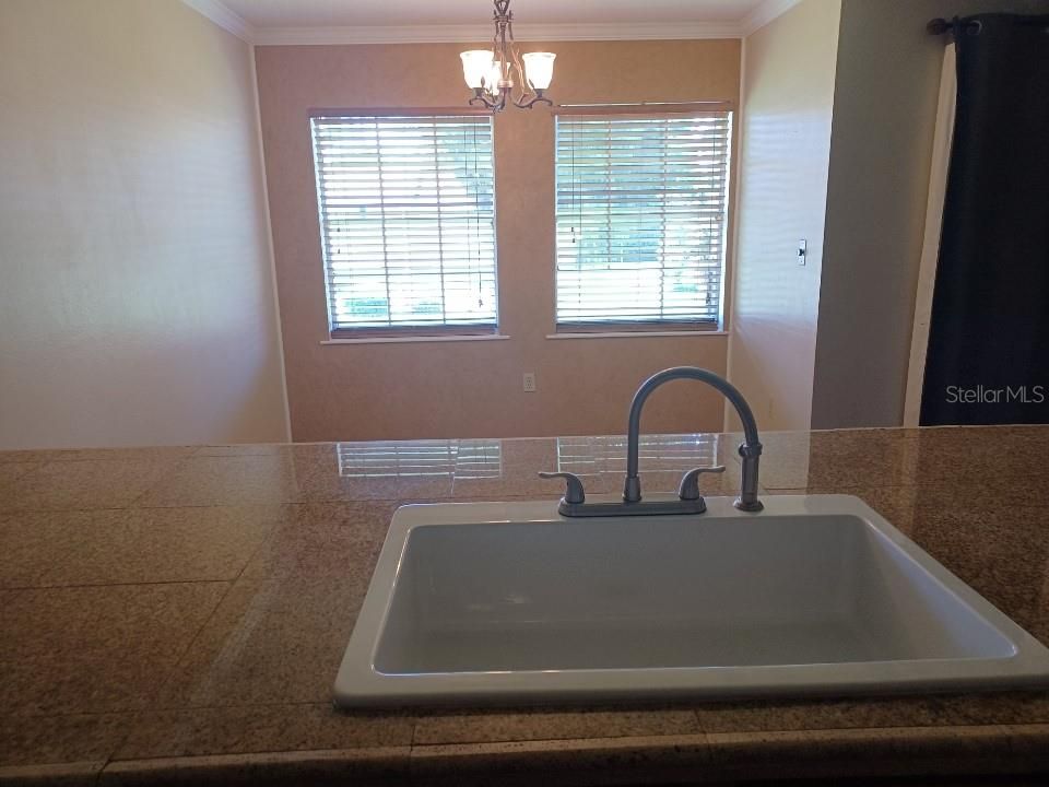 For Sale: $115,500 (2 beds, 2 baths, 1062 Square Feet)