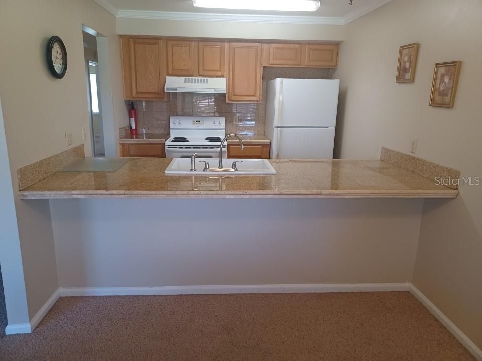 For Sale: $115,500 (2 beds, 2 baths, 1062 Square Feet)