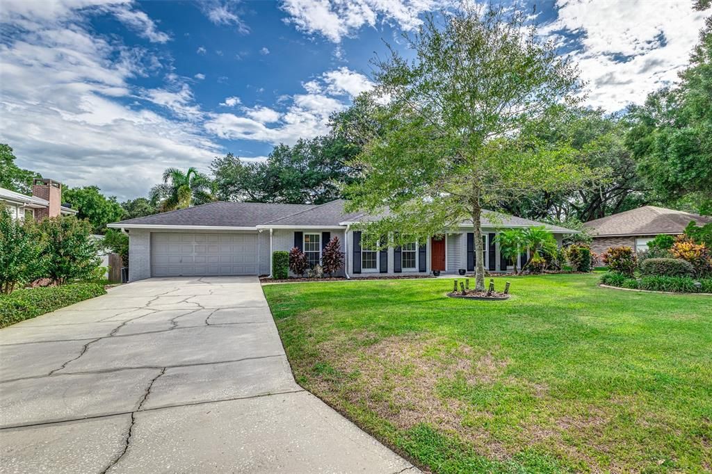 Active With Contract: $399,000 (3 beds, 2 baths, 1673 Square Feet)