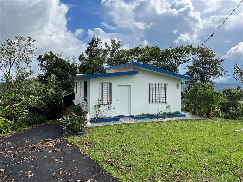 Recently Sold: $100,000 (3 beds, 1 baths, 709 Square Feet)