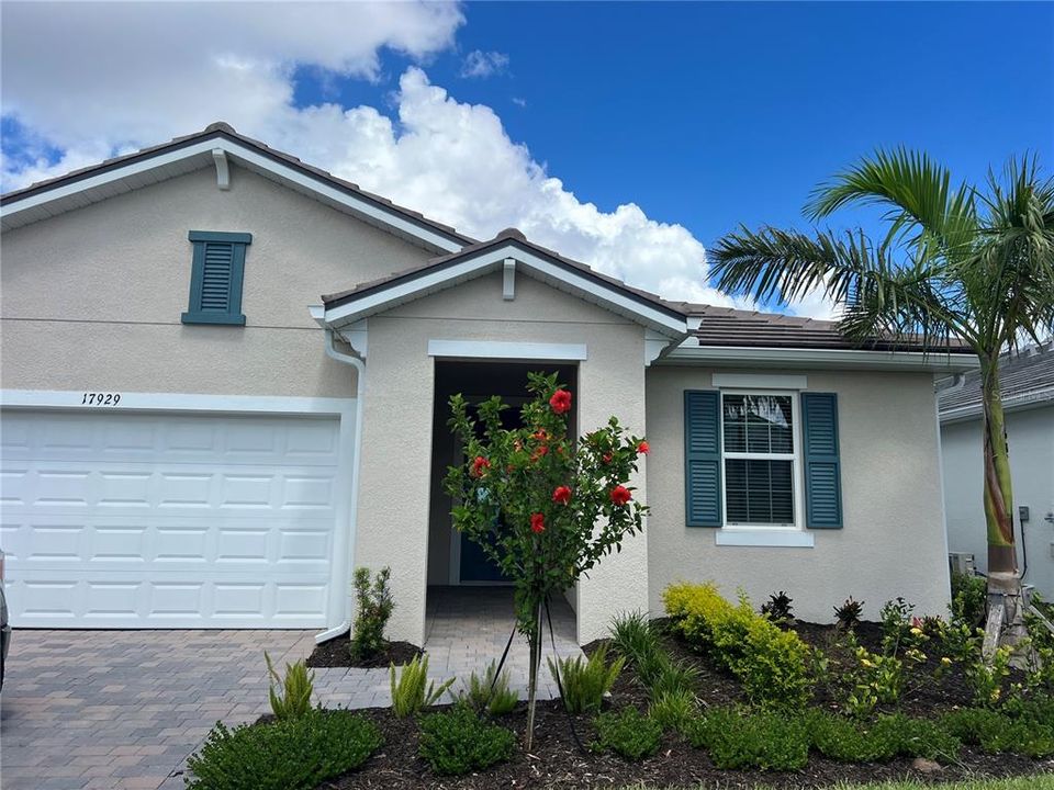 Recently Sold: $519,799 (3 beds, 2 baths, 1894 Square Feet)