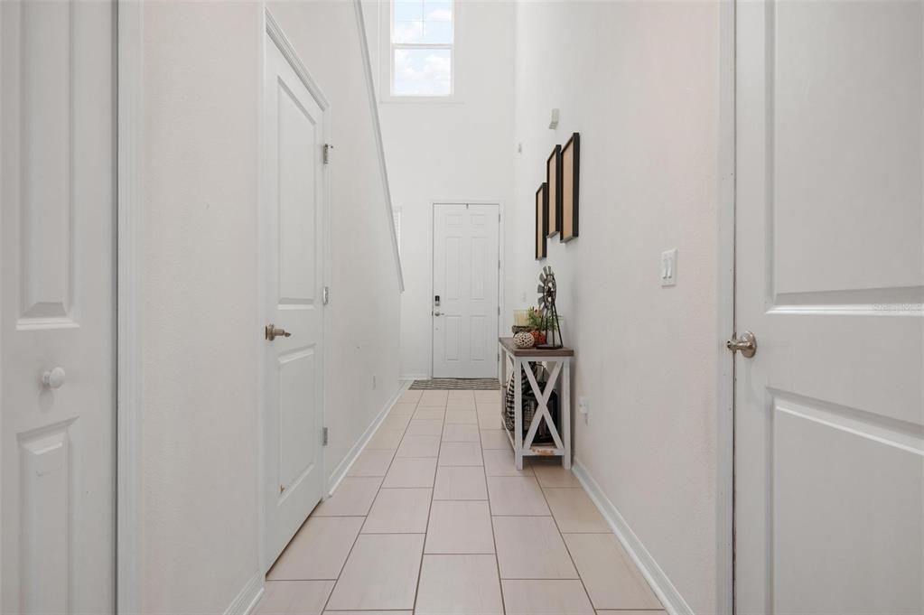 For Sale: $445,000 (3 beds, 2 baths, 1929 Square Feet)