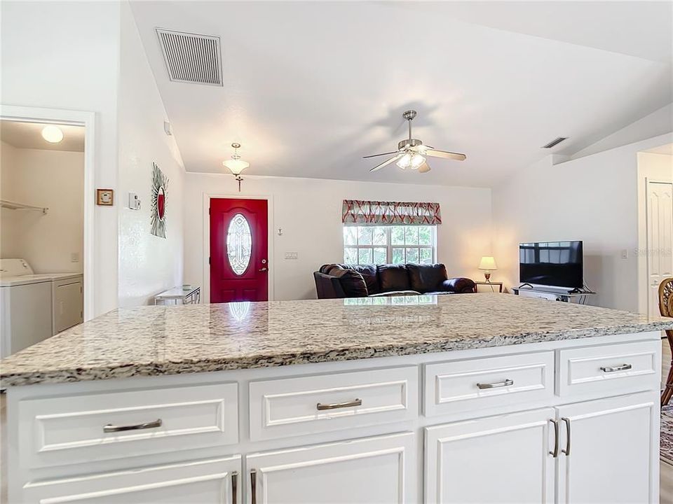 For Sale: $379,900 (3 beds, 2 baths, 1210 Square Feet)