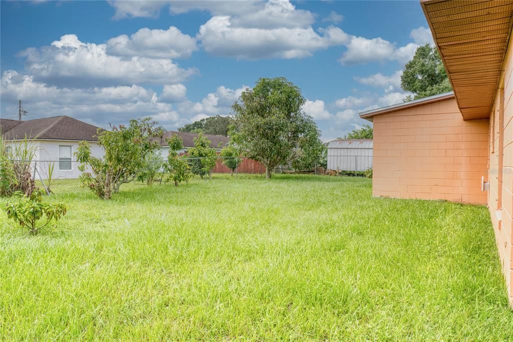 For Sale: $290,000 (3 beds, 2 baths, 1548 Square Feet)