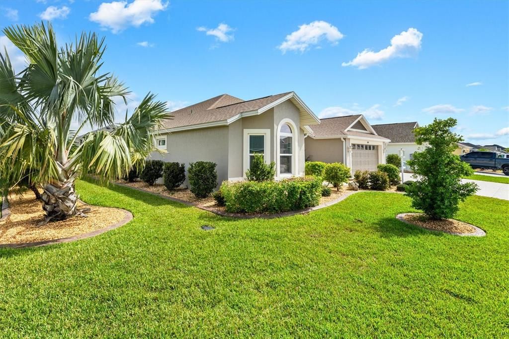 For Sale: $635,000 (3 beds, 2 baths, 2075 Square Feet)