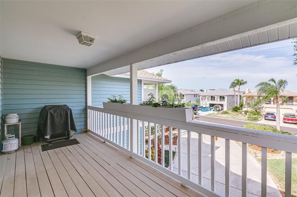 Active With Contract: $1,130,000 (4 beds, 3 baths, 3061 Square Feet)