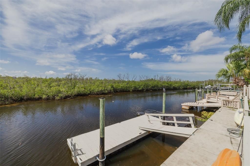 Active With Contract: $1,130,000 (4 beds, 3 baths, 3061 Square Feet)