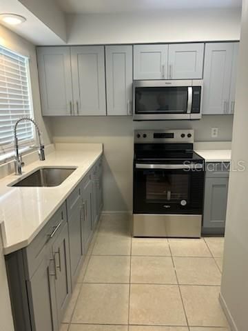 For Rent: $1,850 (2 beds, 2 baths, 1200 Square Feet)