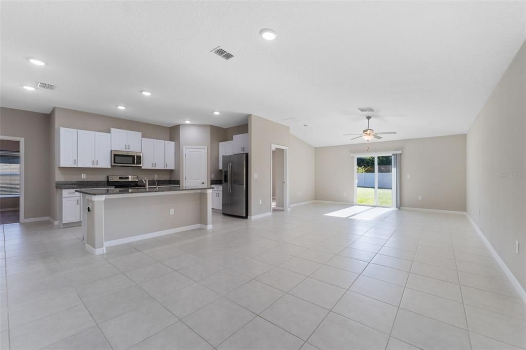 Active With Contract: $2,495 (4 beds, 2 baths, 1841 Square Feet)