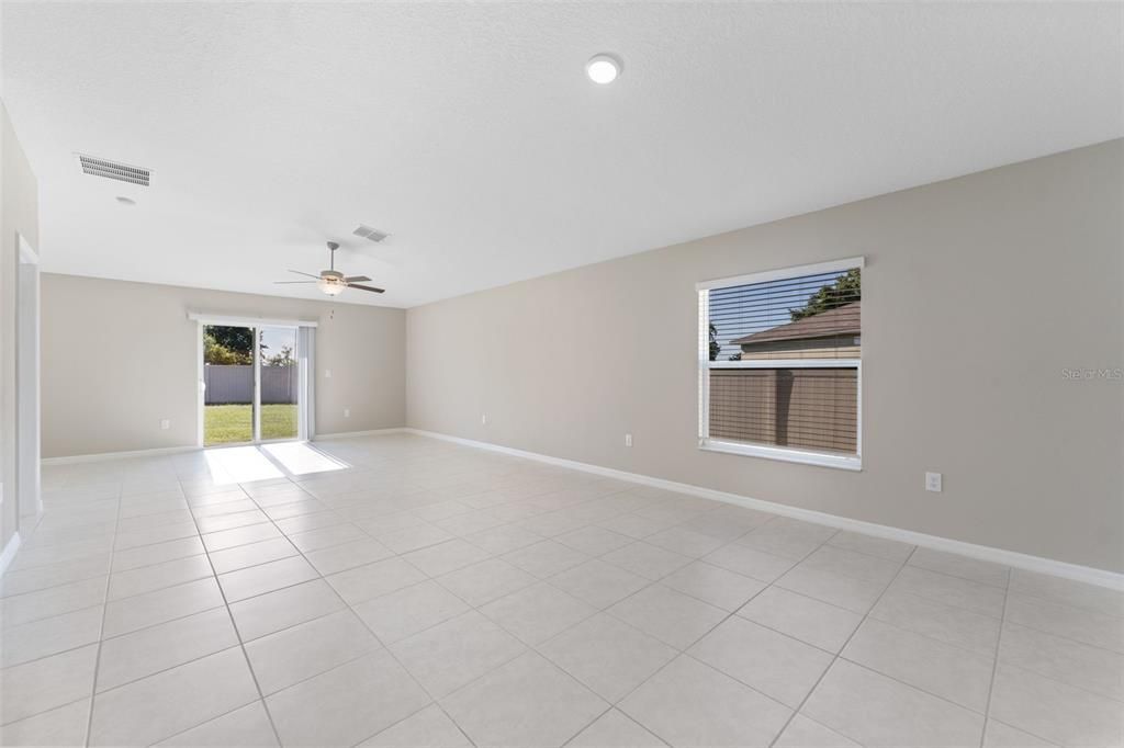 Active With Contract: $2,495 (4 beds, 2 baths, 1841 Square Feet)