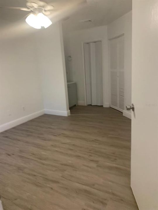 For Rent: $1,400 (1 beds, 1 baths, 674 Square Feet)