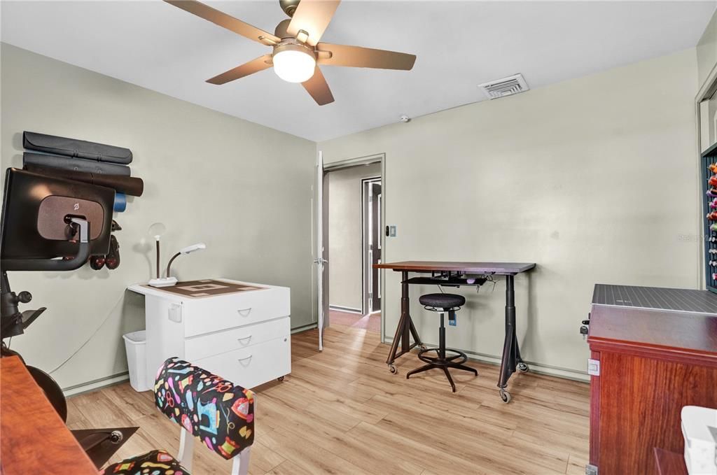 For Sale: $414,900 (3 beds, 2 baths, 1952 Square Feet)