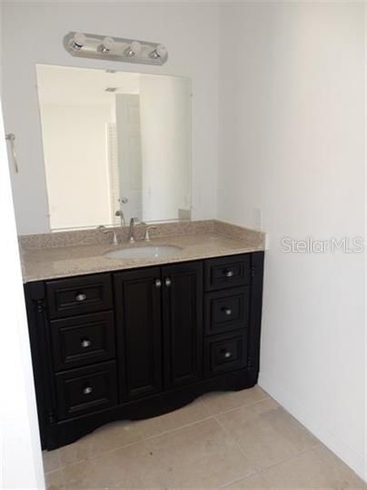 For Rent: $2,495 (2 beds, 2 baths, 1200 Square Feet)