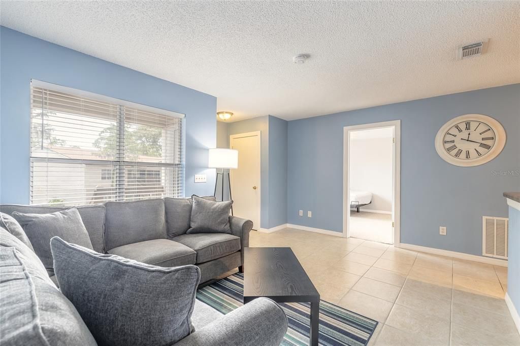 Active With Contract: $149,000 (2 beds, 2 baths, 833 Square Feet)