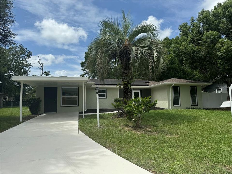 Active With Contract: $229,500 (4 beds, 3 baths, 1689 Square Feet)