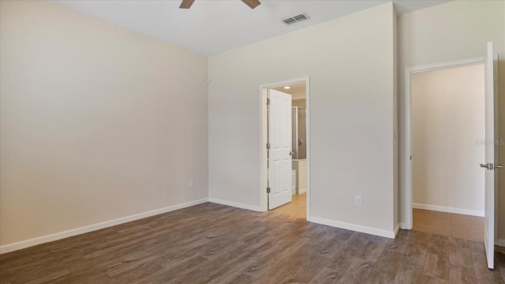 For Sale: $480,000 (2 beds, 2 baths, 1577 Square Feet)