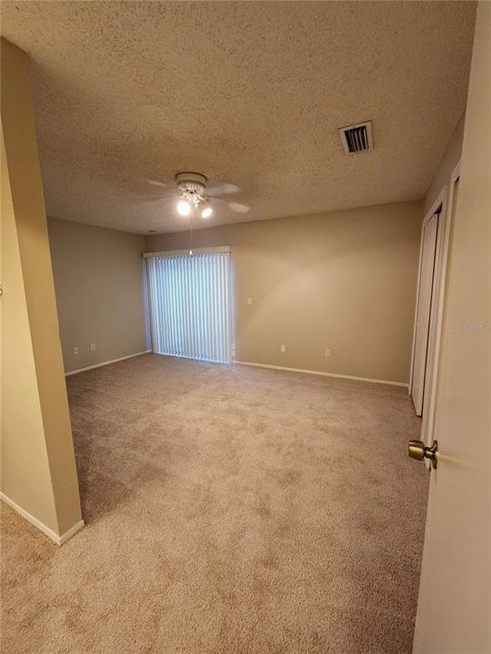 For Rent: $1,950 (3 beds, 2 baths, 1200 Square Feet)