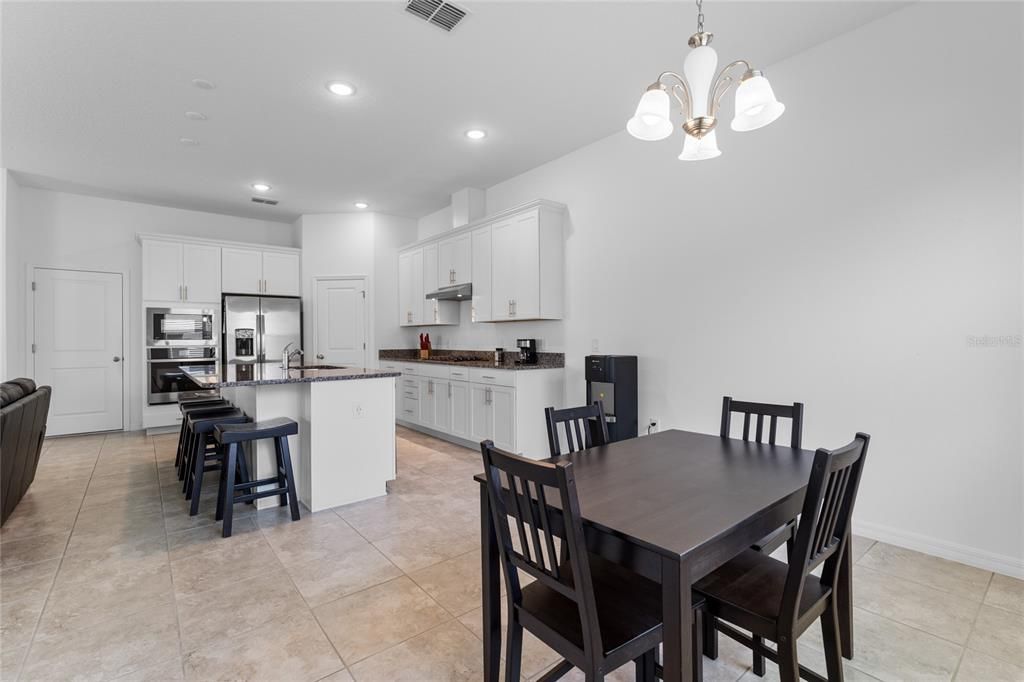 For Sale: $439,900 (3 beds, 2 baths, 1866 Square Feet)