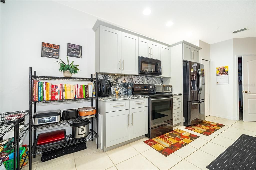 For Sale: $309,000 (3 beds, 2 baths, 1806 Square Feet)