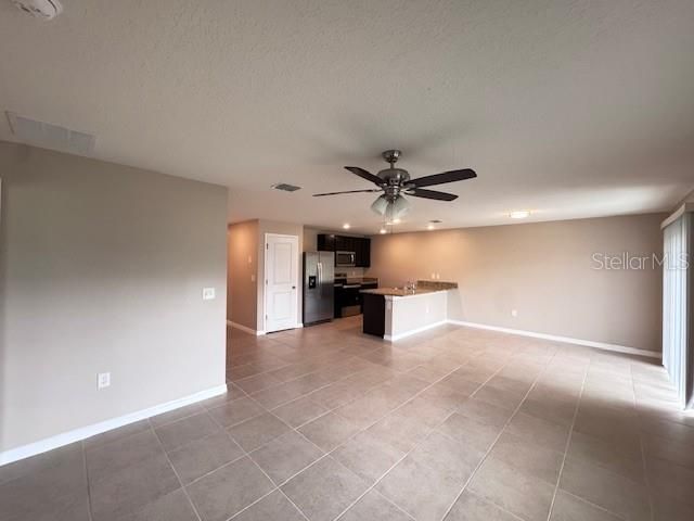 For Rent: $1,850 (4 beds, 2 baths, 1830 Square Feet)