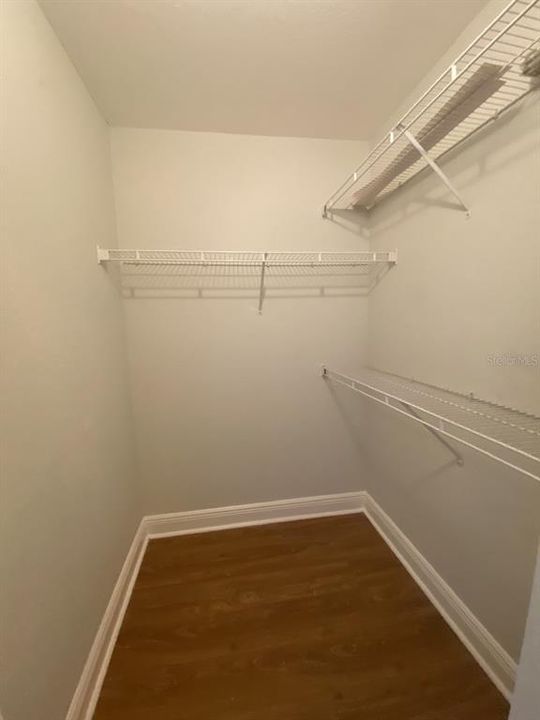 For Sale: $170,000 (1 beds, 1 baths, 724 Square Feet)