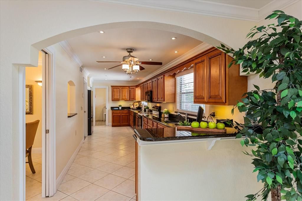 Fully updated kitchen with breakfast bar