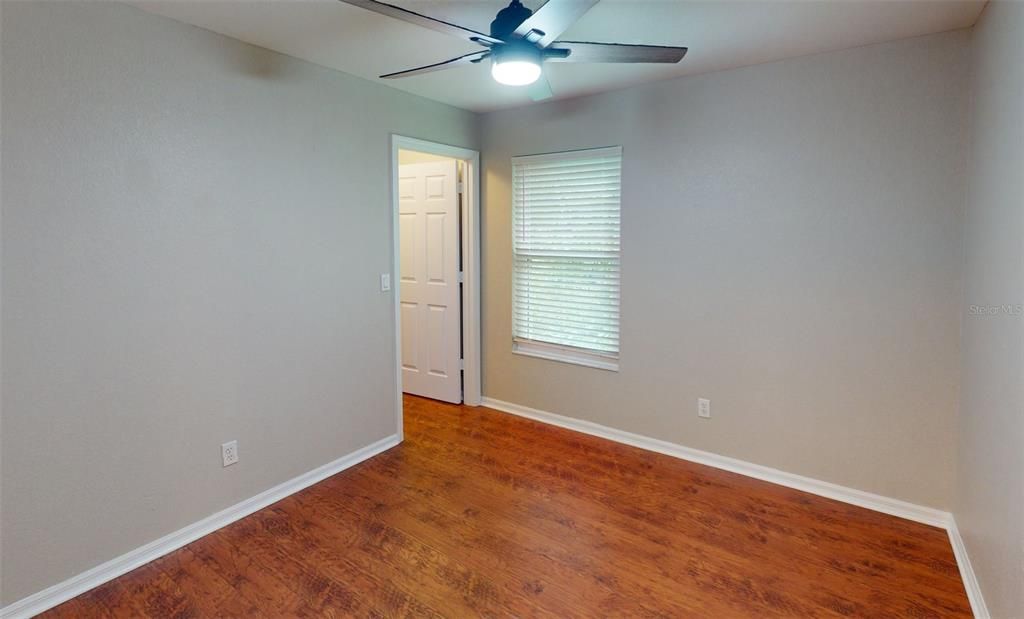 For Sale: $330,000 (3 beds, 2 baths, 1557 Square Feet)