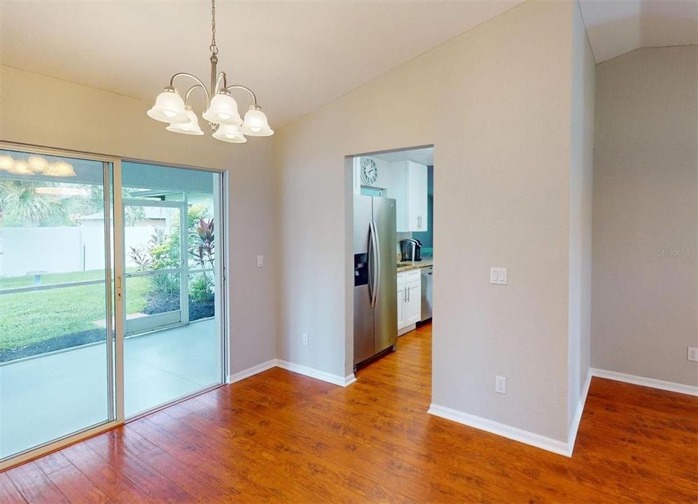 For Sale: $330,000 (3 beds, 2 baths, 1557 Square Feet)