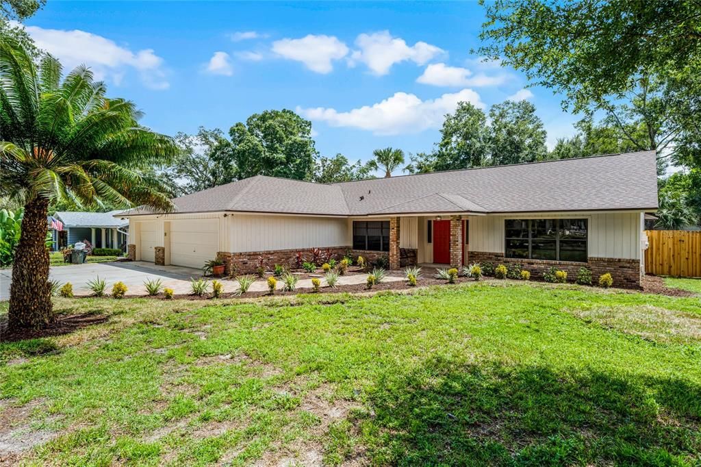 Active With Contract: $599,000 (4 beds, 2 baths, 3013 Square Feet)