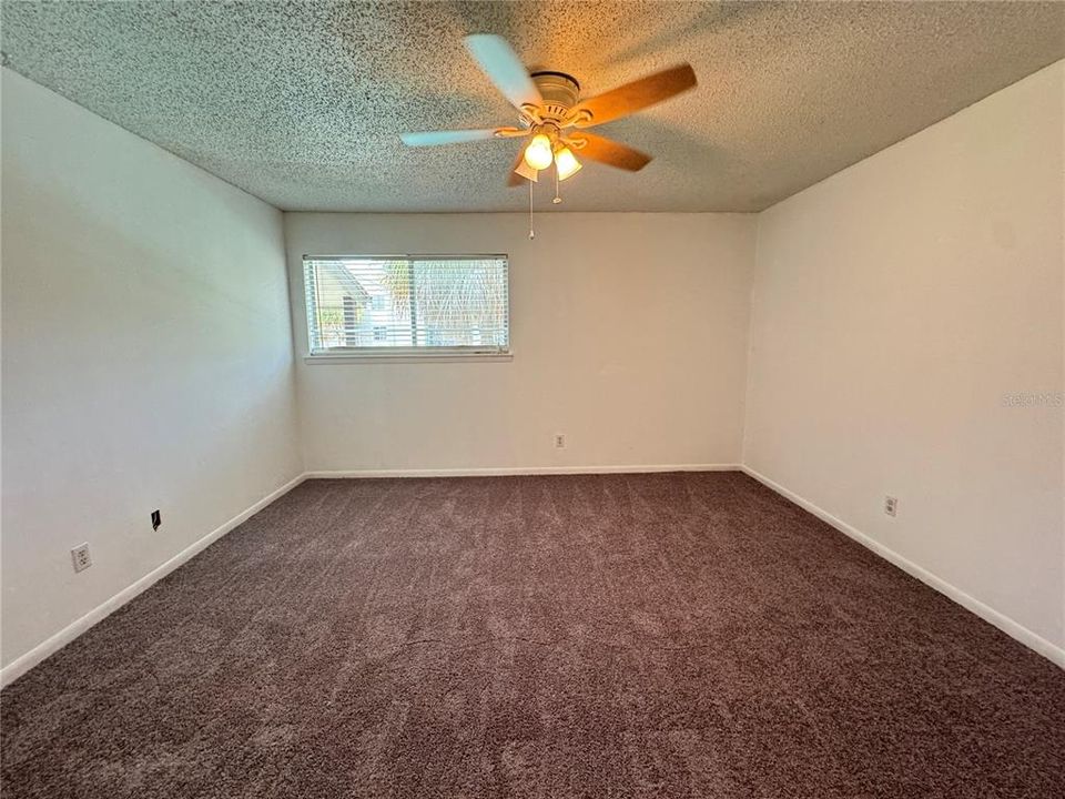 For Sale: $150,000 (2 beds, 2 baths, 1024 Square Feet)